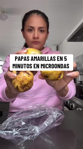 Papas amarillas en 5 minutos en el microondas