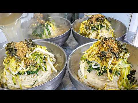 1000 bowls sold per day! Korean Traditional Market Noodles - BEST 8 / korean street food