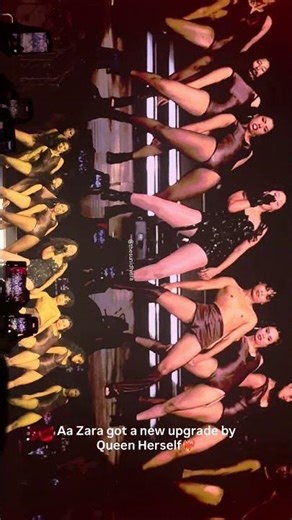 Aa Zara Live by Sunidhi Chauhan @sunidhichauhanofficial01