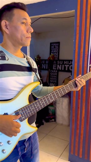 We had a powerful service this morning at Iglesia De Dios Vida Abudante-Church of God Abundant Life of Bucaramanga, Santander, Colombia! 🇨🇴🙏🏼💪🏼 This video contains music from Shutterstock, licensed by Splice video editing app. | Houston Edwards