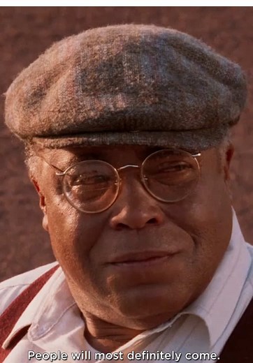 Field of Dreams: A Nostalgic Baseball Classic