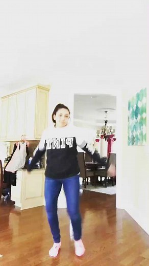 #walklikeshawn #funnelvision #zombiearms #drizzychase