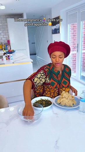 Olivia Chukwu on Instagram: "When pregnancy 擄 gives you good appetite "