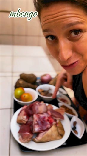 Nouvelle recette camerounaise! La très fameuse sauce mbongo! OMG la puissance de ce goût! | Melo Aleau