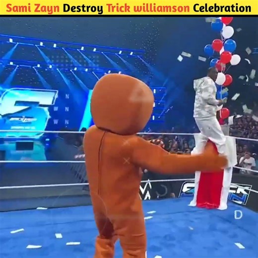 Sami Zayn ambushes Trick Williams disguised as the Gingerbread Man #shorts