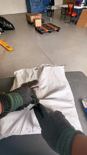 Exploring Layers: Unboxing and Reviewing a Stylish Backpack 🎒