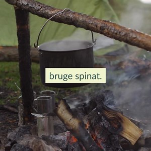 BLIV KLÆDT PÅ TIL AT SPISE NATURENS VILDE PLANTER ☘️🌿🌱 Hent sankeguiden og bliv klogere på, hvilke spiselige planter du kan finde i naturen, og hvordan du genkender dem. I SANKEGUIDEN FÅR DU 👇 ✔️ Ny viden om vilde spiselige planter ✔️ Lær de vigtigste sankeregler at kende ✔️ Simpelt overblik over fem smagfulde urter ✔️ Liste over spiselige planter til hele sæsonen ✔️ Lækre og nemme opskrifter Hent din sankeguide nu – og gå på oplevelse i naturens vilde og velsmagende spisekammer 💚 | Danmarks
