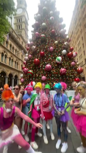 trolls christmas edition #trolls #viral #dance #christmas #sydney #fyppp