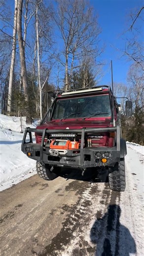 Goldständer Mog Shop on Instagram: "Check out this new client truck that just rolled in U1300 LF8 here for some TLC, big plans ahead🛠️ #Unimog #overlanding #TruckUpdates #Offroad #MercedesBenzUnimog"