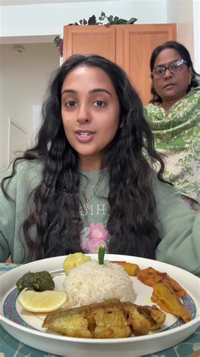 News years Bengali feast by my mommy #brownfamily #bengali #bengaliparents #desiparents #bengalifood