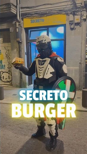 Solidarity collaboration with Secreto Burger #basqueguardian #bilbao #burger #solidarity #superhero