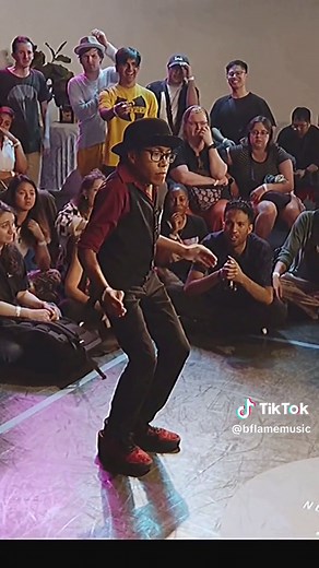 Unbelievable👁👁 gotta watch! #CHIBI The Ultimate Robot #wow #wo #streetdance #popping #dancing #dance #viral #viralvideo #dancer #ai