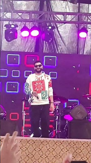 Ni Das Ki Kasoor Metho hoya - Bilal Saeed live performance Adhi Adhi Raat Song | BilalSaeed |
