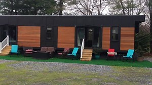 Come and Take a Look Inside this Splendid Little Tiny House --> http://bit.ly/2pRtDbJ | Tiny Homes