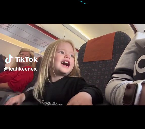 Hilarious Toddler's First Time on a Plane Takeoff