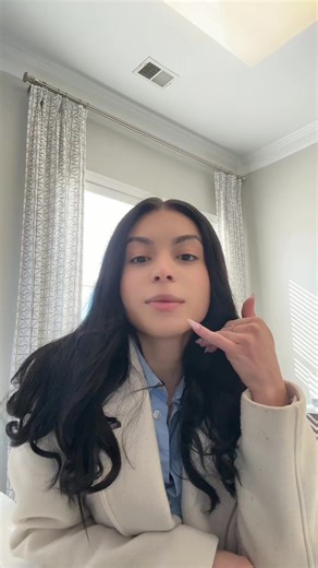 Just me, a mic, and a reminder that I’m irreplaceable 🫶🏽🎶 #Irreplaceable #SingWithMe #MusicTok #Confidence #FYP