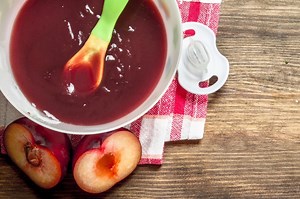 Plum puree for babies - Netmums