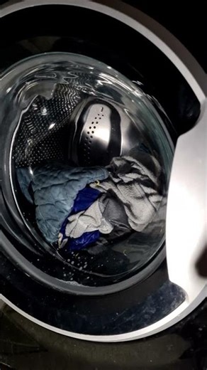 Hotpoint NSWR843C Mixed 40'c Rapid Option