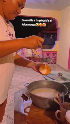 Vidéos de Sacha Mäseï (@sacha.mse) avec DANSA TERLAMBAT DATANG - DION SERAN