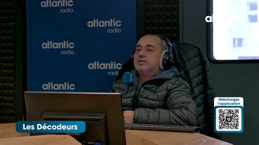 avec Mostapha El Jai, professeur d'économie à l'Université Hassan II de Casablanca et Aziz Saïdi, journaliste Sujet d’ouverture de l’émission : Sans surprise, Bank Al-Maghrib a décidé de maintenir le statu quo monétaire. Réuni ce mardi 16 décembre, le Conseil de la Banque centrale a opté pour le maintien du taux directeur à son niveau actuel de 2,25 %, confirmant une posture de prudence dans un contexte marqué par de fortes incertitudes, tant sur le plan international que domestique. Premier suj