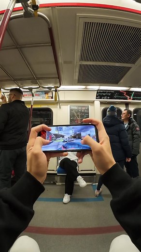 Game anywhere you go on Canada’s best 5G network 📱🎮