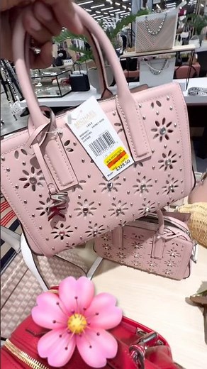 MICHAEL KORS LAILA BAG ON CLEARANCE SALE MACYS HANDBAGS #michaelkors #macyshandbags