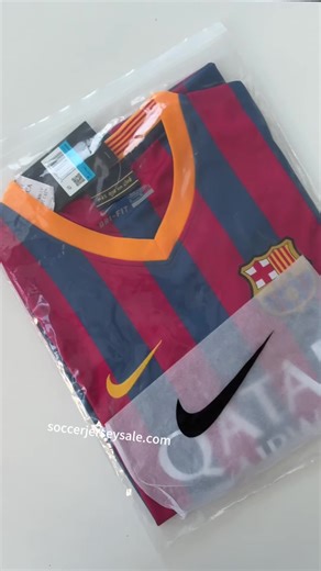 Barcelona 2013/14 season football jersey,this is a quality inspection unboxing video.#barcelona #barcafanns #soccer #jerseylover #jersey