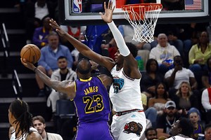 8 Proven Centers The Lakers Could Acquire In 2025 Offseason - Fadeaway World