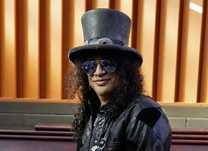 Slash kündigt Solo-Album „Orgy of the Damned“ an: 1. Single hier hören