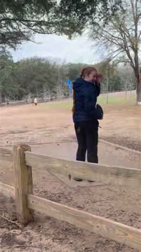 Cadence Burge on Instagram: "The wind and dust attacked me today 💔 3rd place finish wasn’t exactly what I wanted, especially with my poor finish in the final round. Oddly enough my throwing still feels much better than it has, so I’m actually feeling a lot more confident going into the season then I was prior to this event 🤔 First Pro Tour Event soon 🤫 Big thank you to @wjporter100 for caddying through that stormy final round and spending your entire day on the course for me! #discgolf #discg