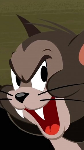 The costume is easy; it's the scaring that's hard! | Tom and Jerry
