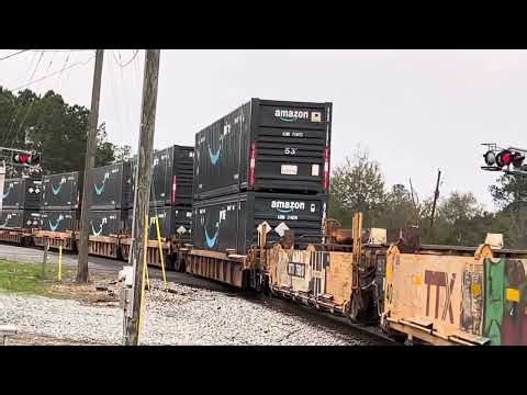 CSX Intermodal train rolling around the curve crossing ossie Davis pky 1/8/26 