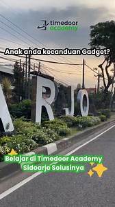 Sekolah Coding untuk TK, SD, SMP sampai SMA Nomor 1 di Sidoarjo👨‍💻👩‍💻 Segera hubungi kami untuk Kelas Trial, Gratis! ☘️ Arahkan minat putra/putri anda terhadap gadget dan games ke arah produktif dengan belajar programming membuat produk digital mereka sendiri; games, websites dan aplikasi mobile ciptaan mereka sendiri🚀 Kurikulum coding kami berbasis UK dan Jepang dengan variasi materi yang menyenangkan termasuk VR,AR, Robots, IoT sampai Drone di kelas offline kami. Harganya sangat terjangk