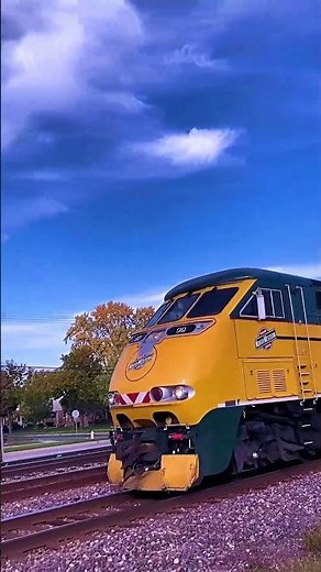 Looking At Metx# 90 CNW Heritage Unit At Elmhurst Illinois