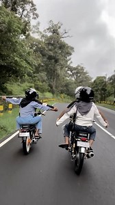 59K views · 10K reactions | Esok✨ . -merchandise di @smrtproject_ . #cbmoveon #smrtproject #cb #moveon #captionbijak #captionjowo #zonacb #bolonecb #naikcbyuk #cbracing #cbmotivasi #cbmodifikasi #cbinspirasi #cbpiknik #cbindonesia #cbdiy #cbjatim #cbplatae #hondacb #glindonesia #cewekcb #tigerindonesia #gaslur #kata2herex #katacb #megaproindonesia #chits | CB Moveon | Facebook