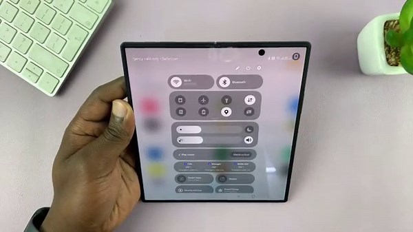 How To Enable Screen Auto Rotate On Samsung Galaxy Z Fold 7