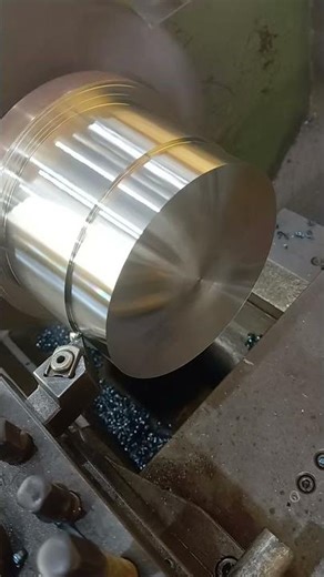 making bushes and deep holes #engineering #stickwelding #machine #automobile #shortvideo