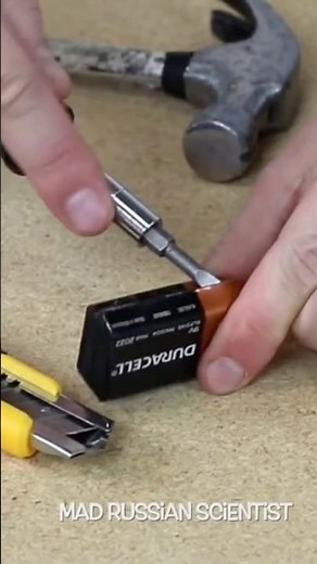 What’s Inside A 9V Battery?!