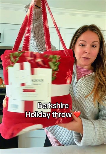 Ready for gifting blankets ❤️ #berkshire #blanket #christmasblanket #cozyathome #tiktokshopholidayhaul