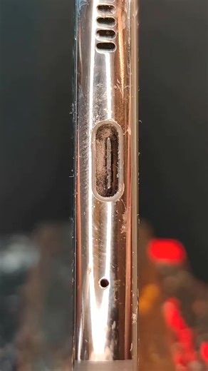 Cleaning Samsung Charging Port with Hot Glue Technique