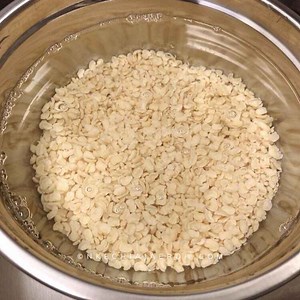 The Best Way to Peel Beans Using a Bender