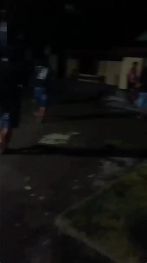 Pada hari Rabu Tanggal 11 Maret 2026 Sekira Pukul 01.15 Wib Unit Resmob Macan Wilis Polres Nganjuk Berhasil Ungkap Kasus Pencurian Dengan pemberatan Tkp Dsn Jimbir Ds Sugihwaras Kec Prambon Kab Nganjuk. PELAKU : SUTRISNO , Ttl Nganjuk 07 Agustus 1959, Alamat Dsn Pancar Ds Demangan Kec Prambon Kab Nganjuk BARANG BUKTI : - 1 (Satu) Motor Yamaha Crypton Nopol AG 5483 WY - 3 (Tiga) Radio Hit Orari - 2 (Dua) Unit Hp - 1 (Satu) Tas Ransel #fyp #resmob #nganjuk24jam #polisiindonesia #polresnganjuk