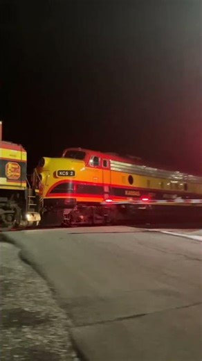 KCS F units on the 263