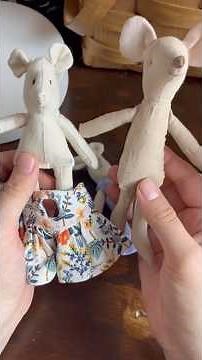 how my mouse clothing fits on the Maileg mice