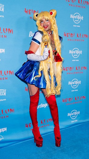 357K views · 3.8K reactions | Bill Kaulitz kam zur Halloween-Party 2025 von Heidi Klum als Sailor Moon ➡️ https://voguegermany.visitlink.me/fZKIBb | VOGUE Germany | Facebook