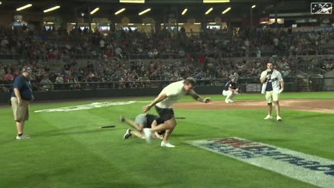 Photo finish in dizzy bat race