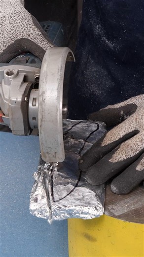 DIY Knife From Aluminum Foil! | Bored Panda Art