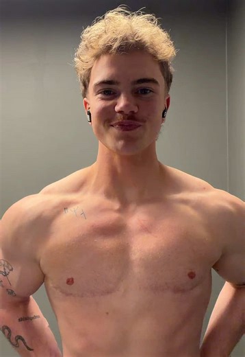 You know me:) #ftm #transmasc #gym | FTM Workout