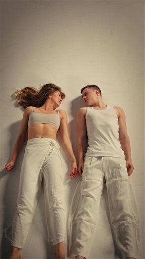 LOVE in the DARK 🌒🕊 Insta: @leolorenzooo #dance #duo #dancers #contemporary #dancing