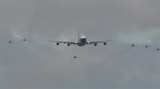 696K views · 16K reactions | BOAC Boeing 747 Livery With Red Arrows Thanks To J F Aviation Videos | Airshow World | Facebook
